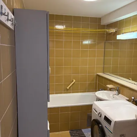 Comfortable & Bright 1-bedroom With Mountain View & Free Parking * Kranj