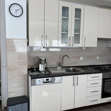 Comfortable & Bright 1-bedroom With Mountain View & Free Parking * Kranj